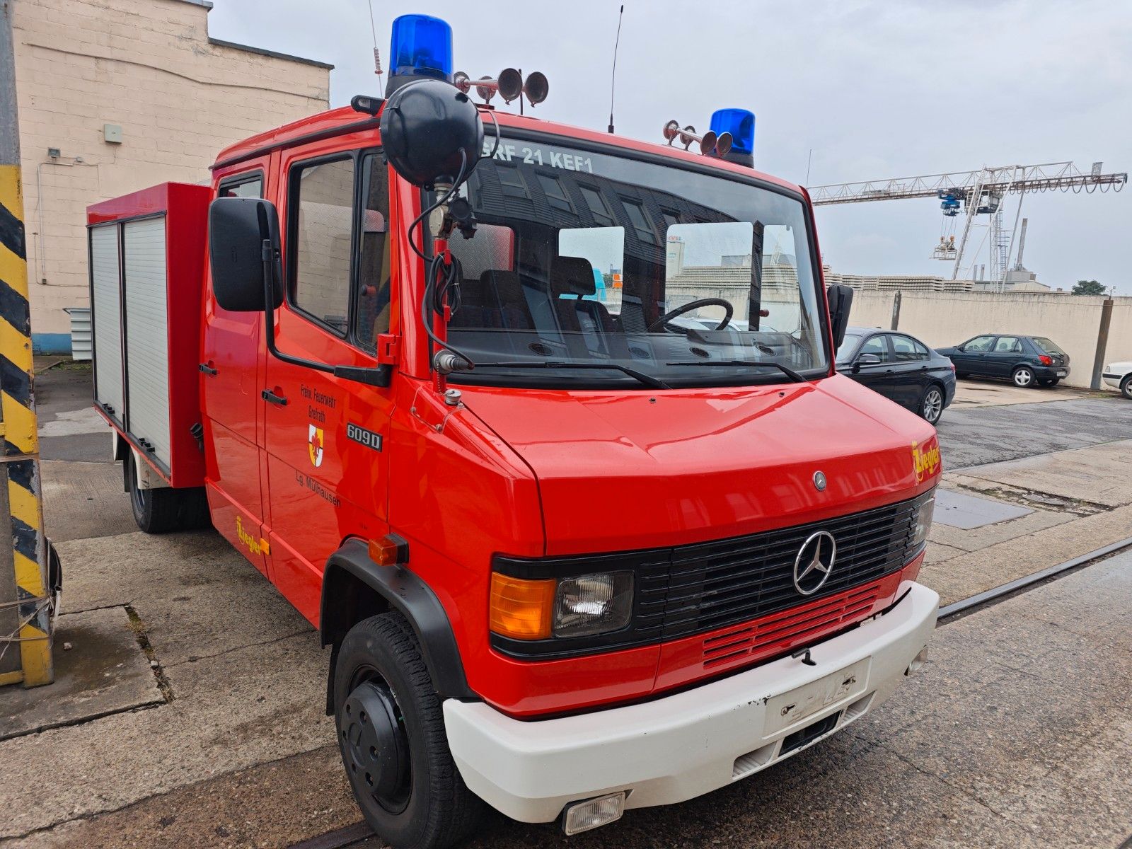 Mercedes-Benz 609 D DOKA