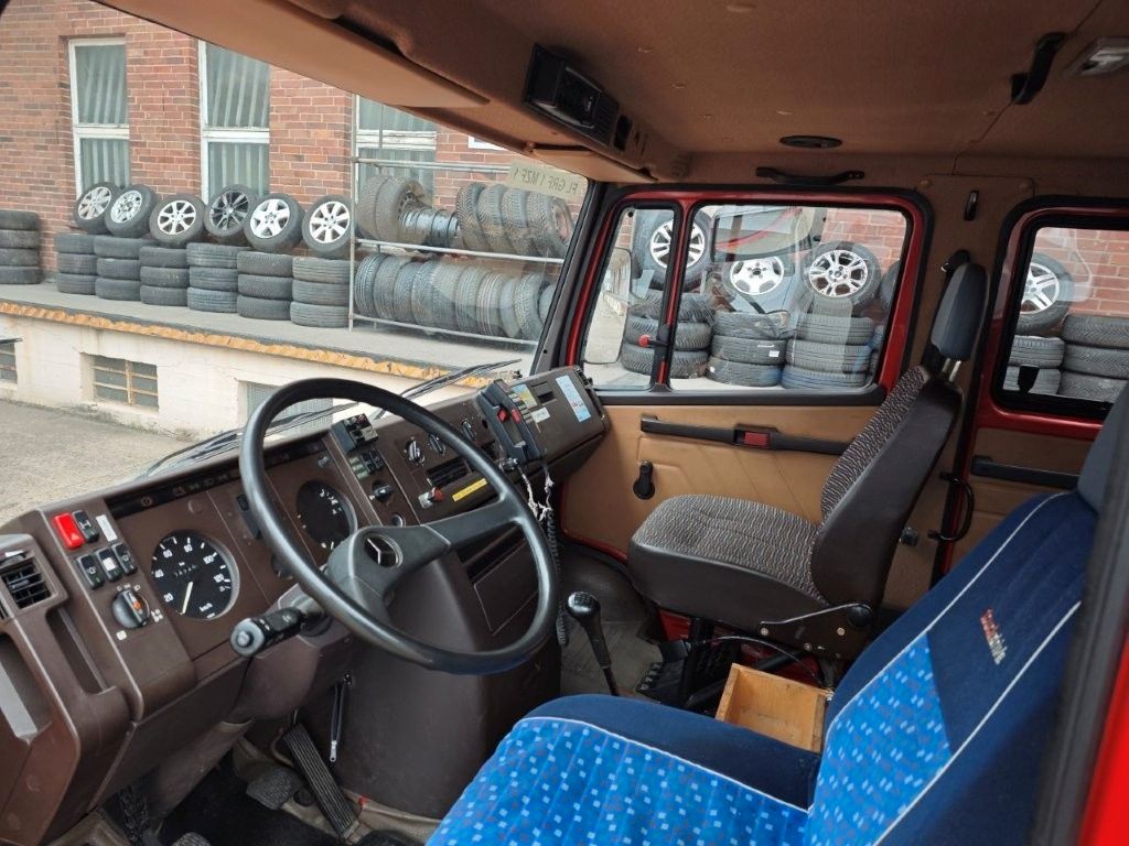 Fahrzeugabbildung Mercedes-Benz 814