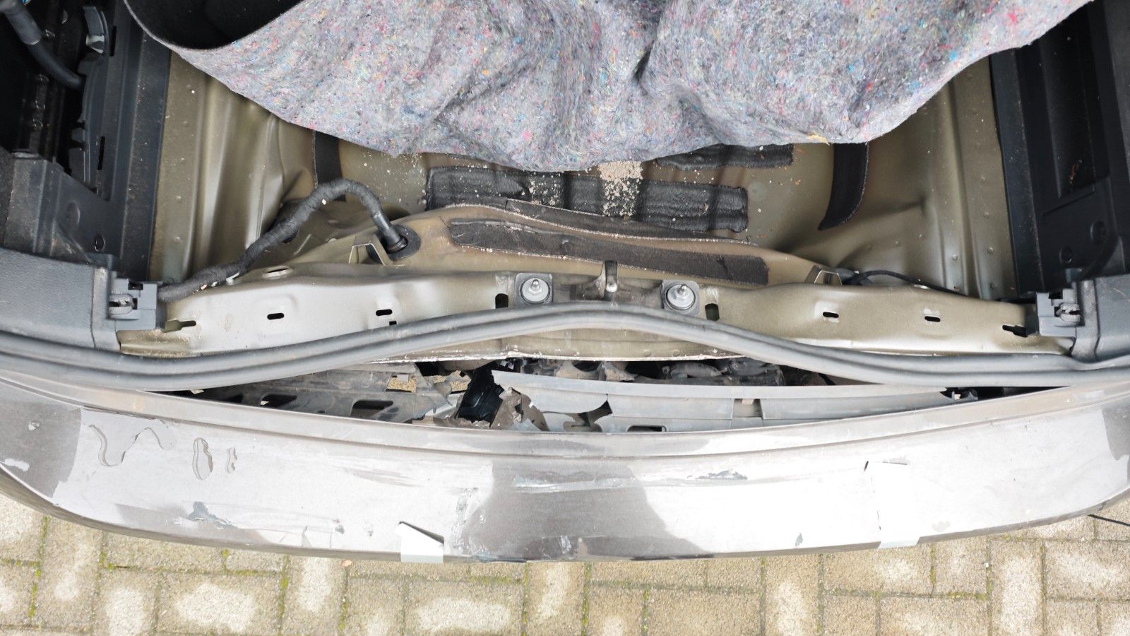 Fahrzeugabbildung Volkswagen Passat Variant Comfortline BMT/Start-Stopp