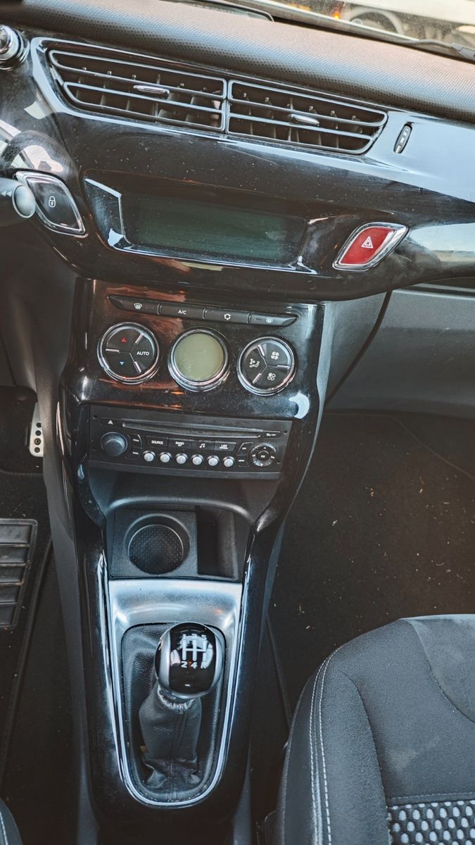 Fahrzeugabbildung Citroën DS3 SoChic