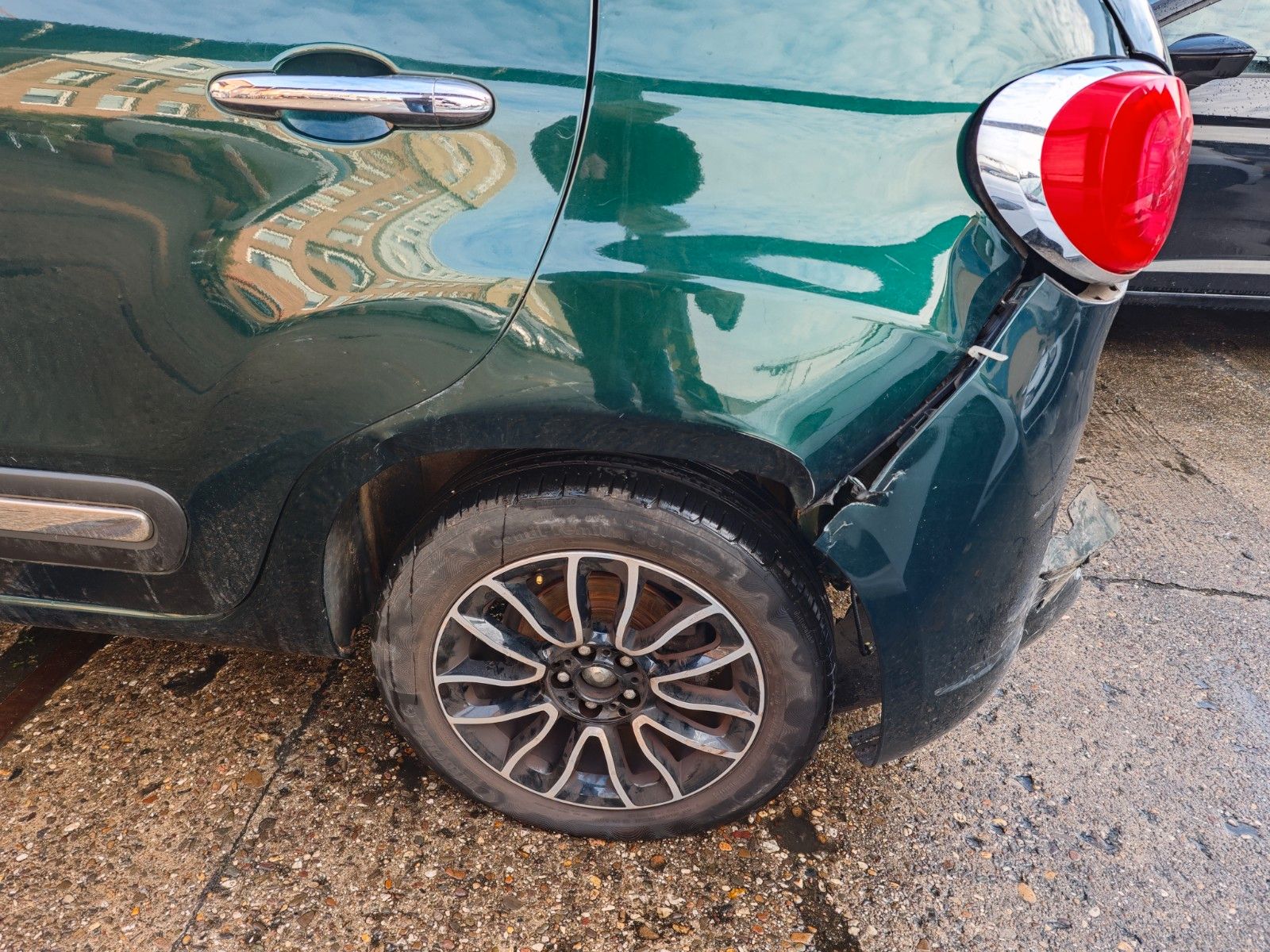 Fahrzeugabbildung Fiat 500L Lounge