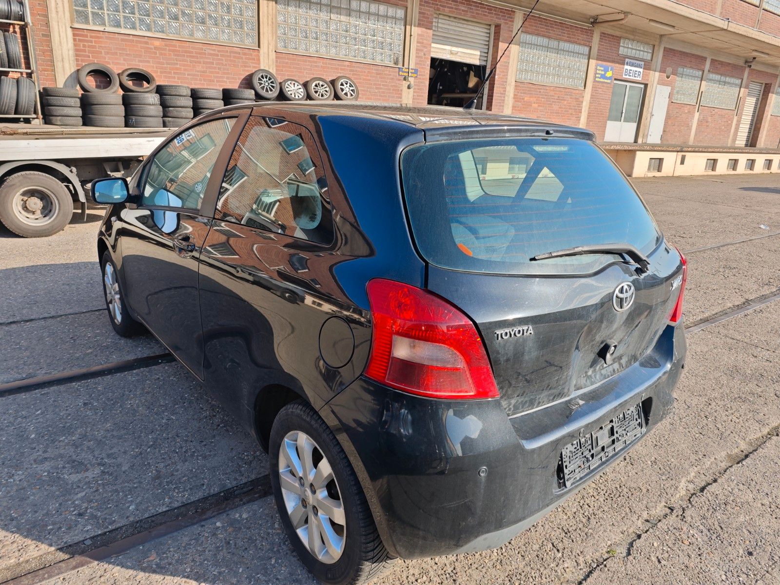 Fahrzeugabbildung Toyota Yaris Team