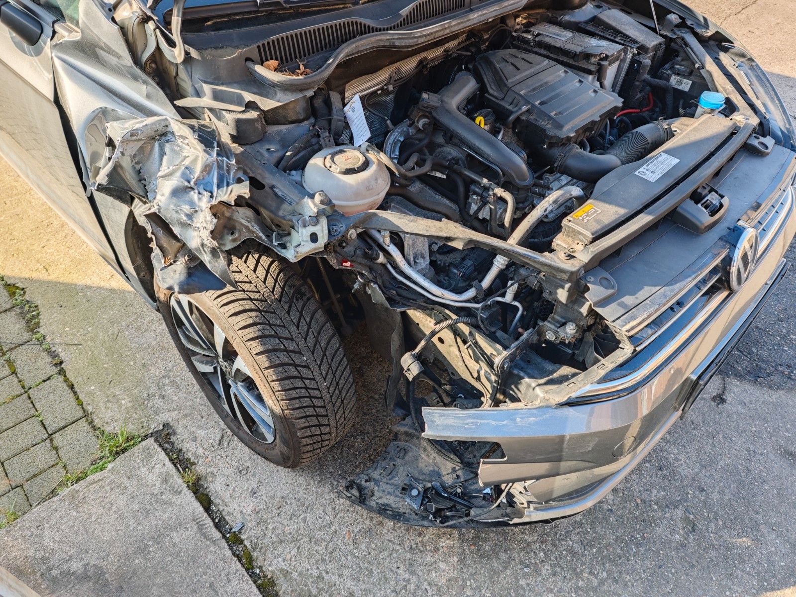 Fahrzeugabbildung Volkswagen Golf Sportsvan VII IQ.DRIVE