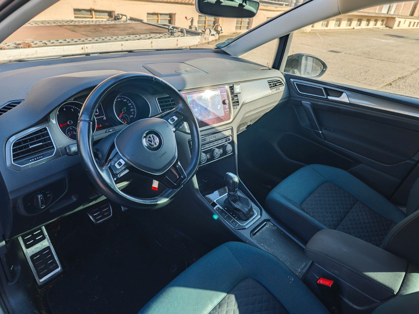 Fahrzeugabbildung Volkswagen Golf Sportsvan VII IQ.DRIVE