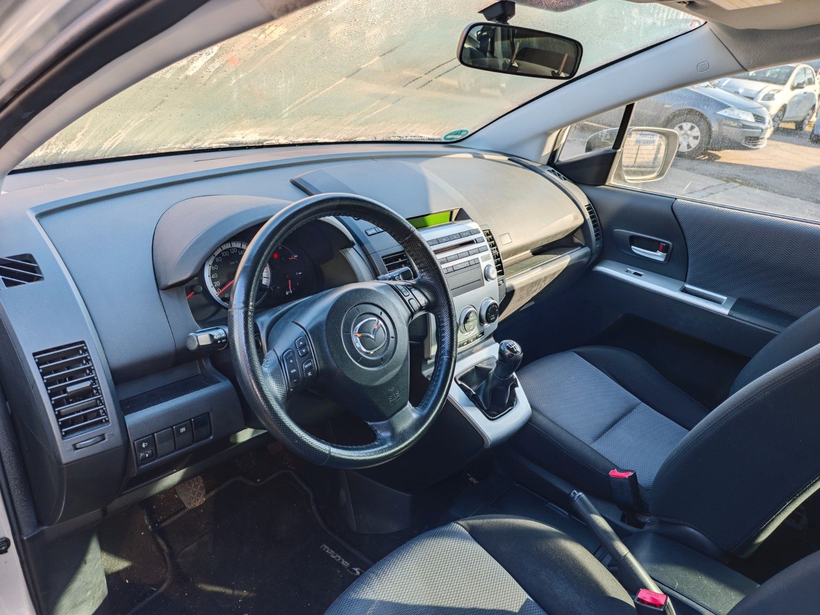 Fahrzeugabbildung Mazda 5 Lim. 2.0 CD Exclusive