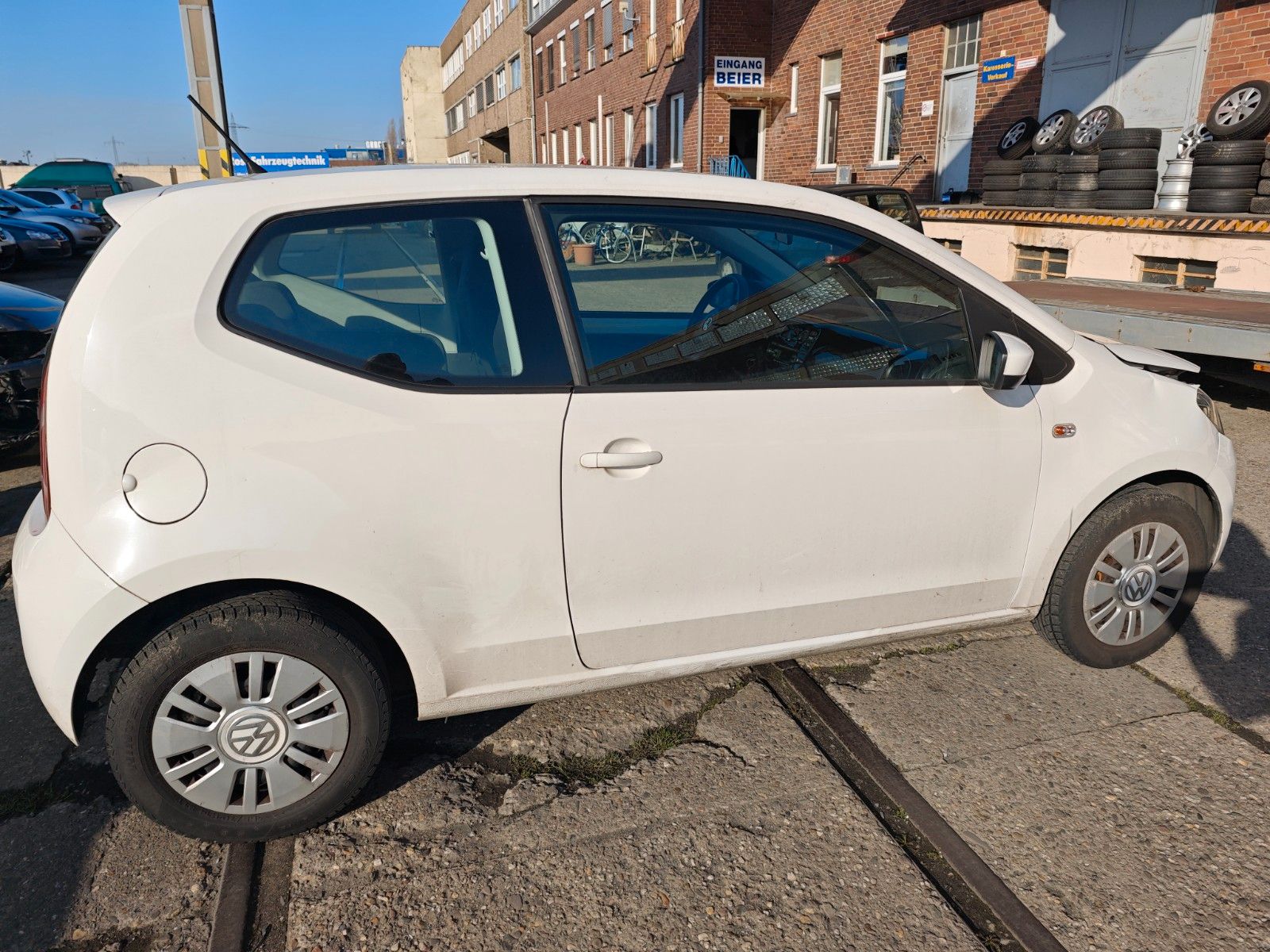 Fahrzeugabbildung Volkswagen up! move up!