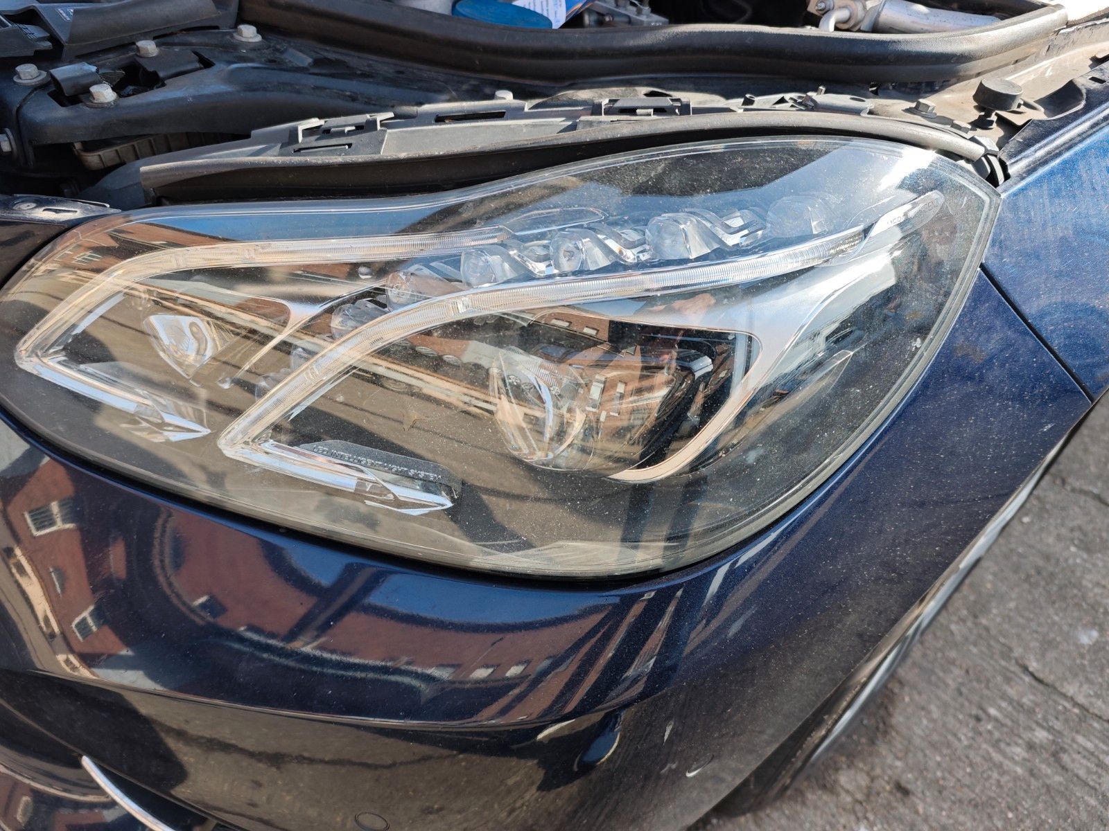 Fahrzeugabbildung Mercedes-Benz E 350 E T-Modell E 350 BlueTec