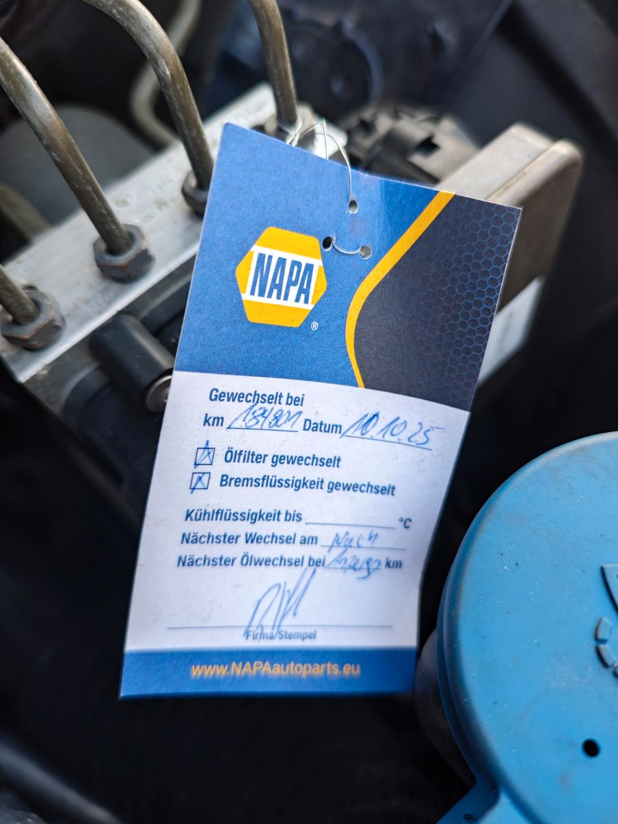 Fahrzeugabbildung Mercedes-Benz E 350 E T-Modell E 350 BlueTec