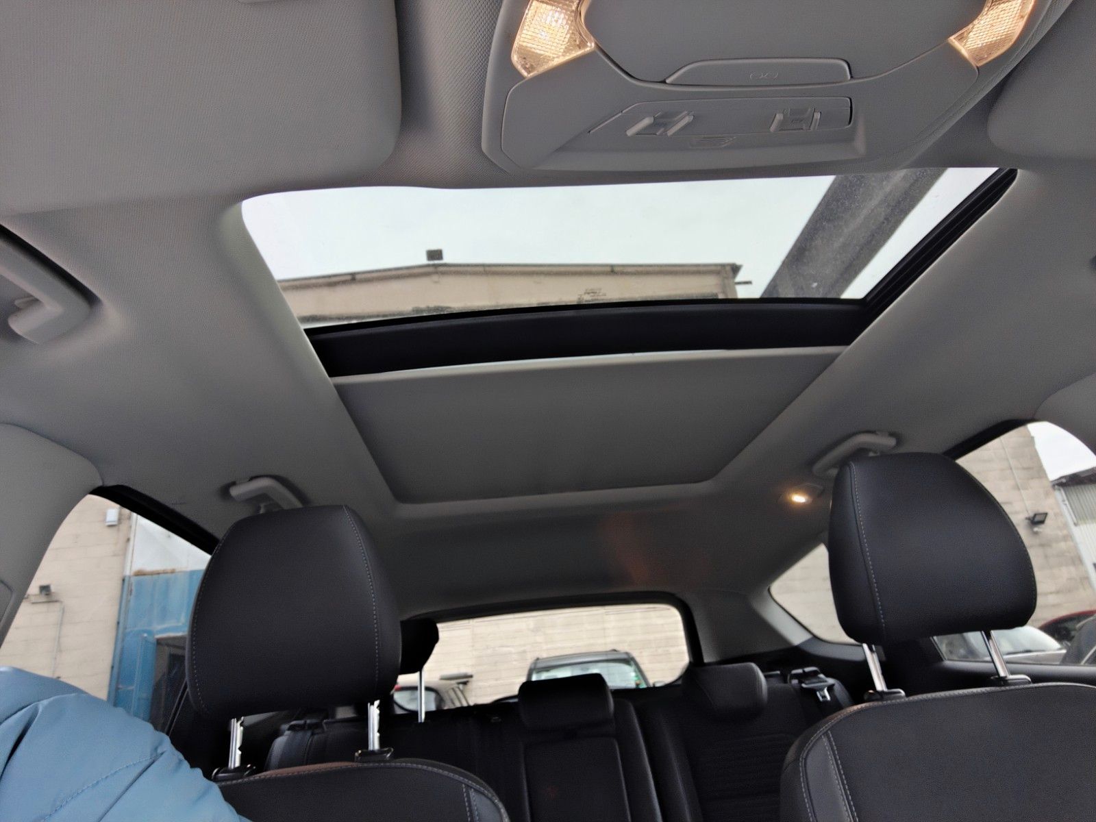 Fahrzeugabbildung Ford Kuga Titanium