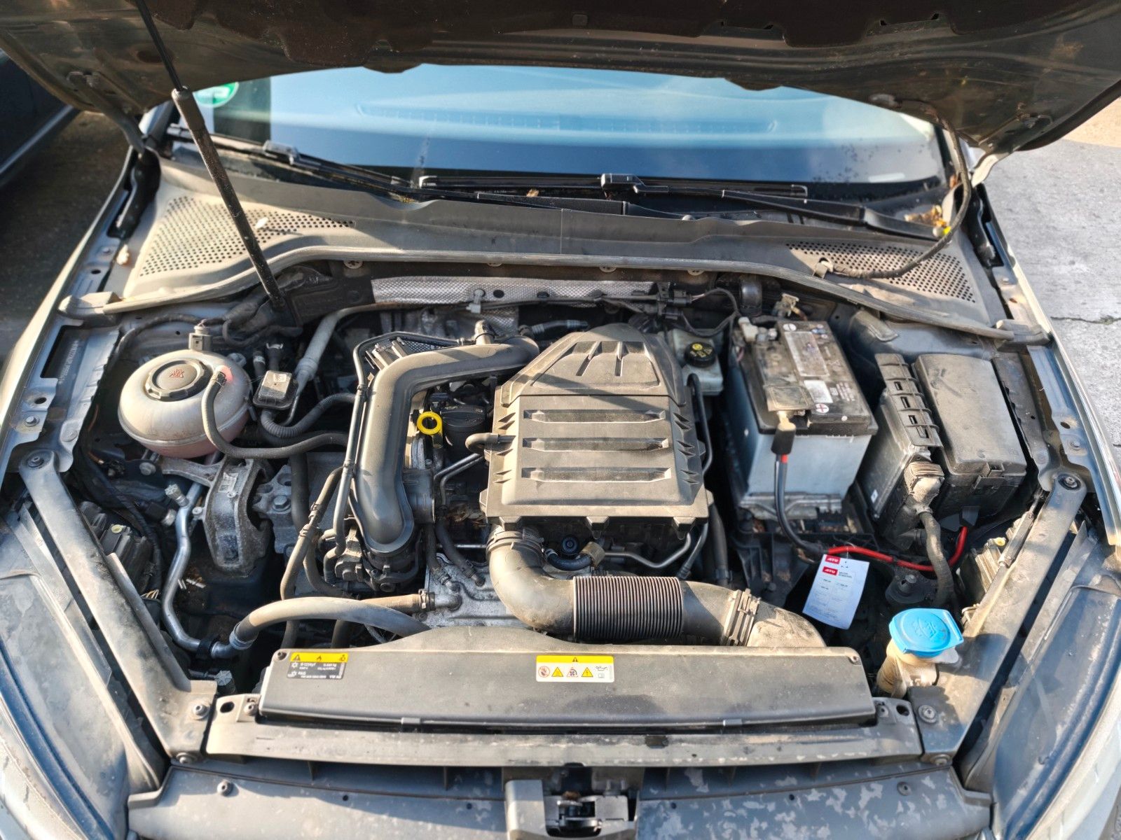 Fahrzeugabbildung Volkswagen Golf VII Variant IQ.DRIVE Start-Stopp