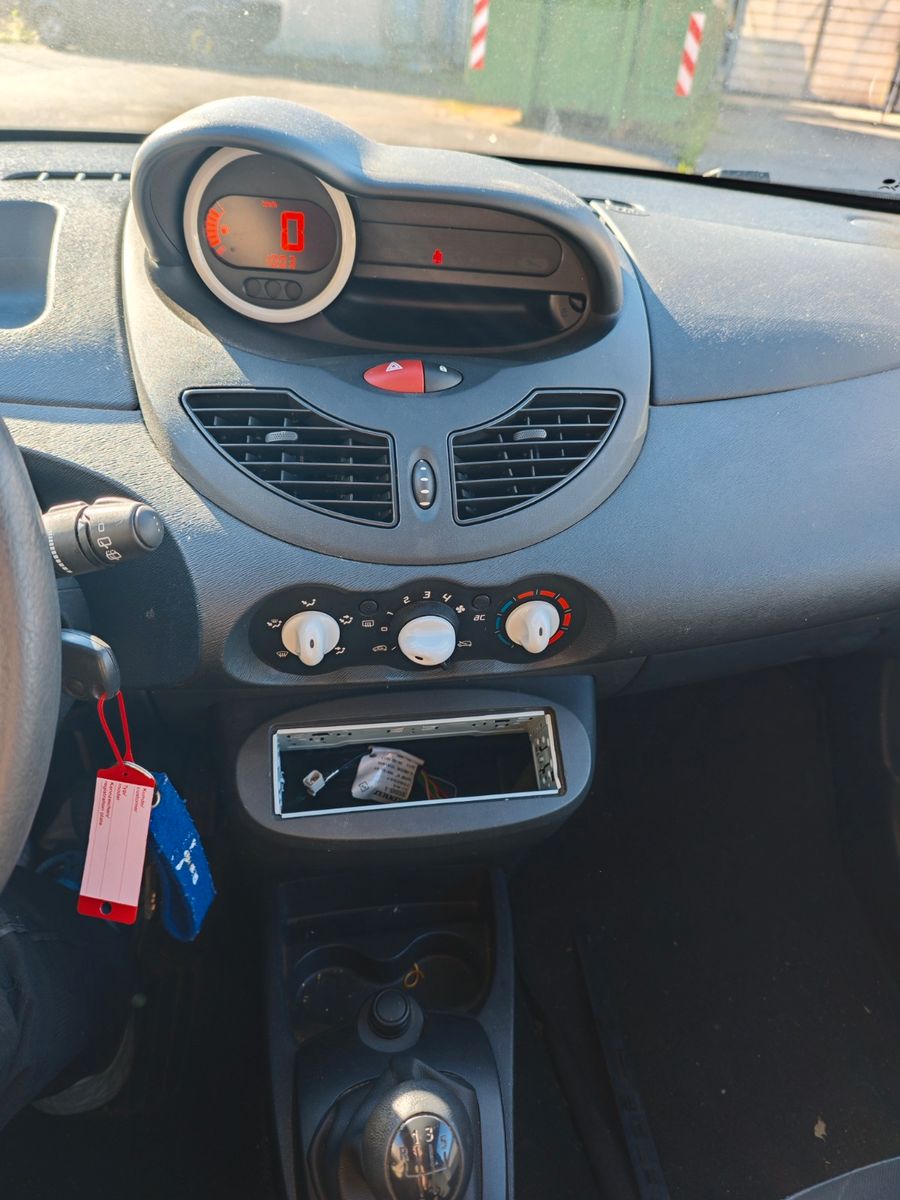 Fahrzeugabbildung Renault Twingo YAHOO!