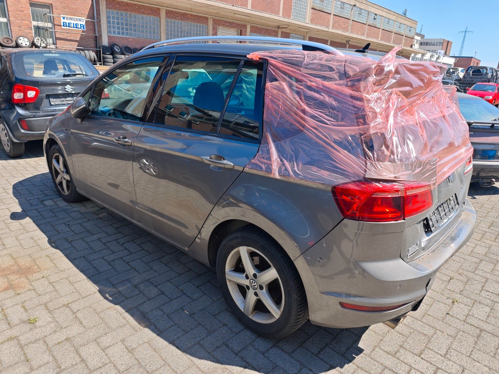 Fahrzeugabbildung Volkswagen Golf Sportsvan VII Lounge BMT/Start-Stopp