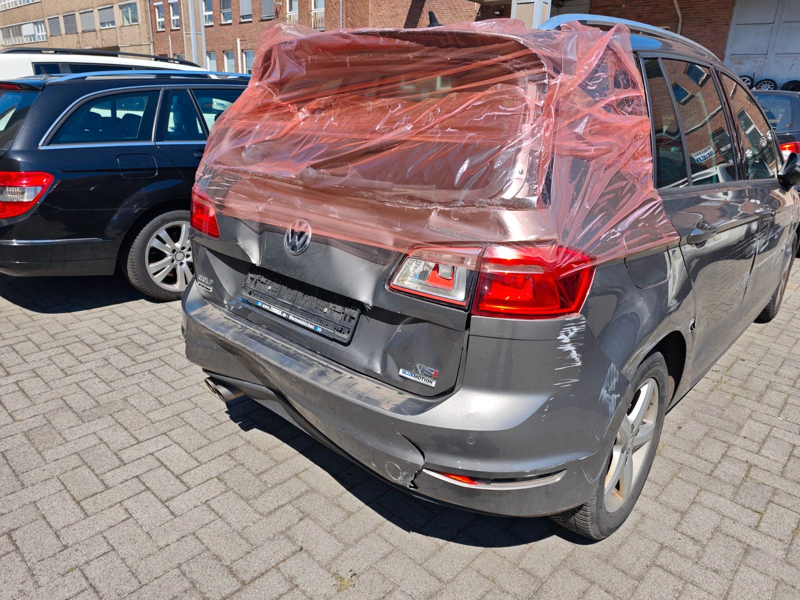 Fahrzeugabbildung Volkswagen Golf Sportsvan VII Lounge BMT/Start-Stopp