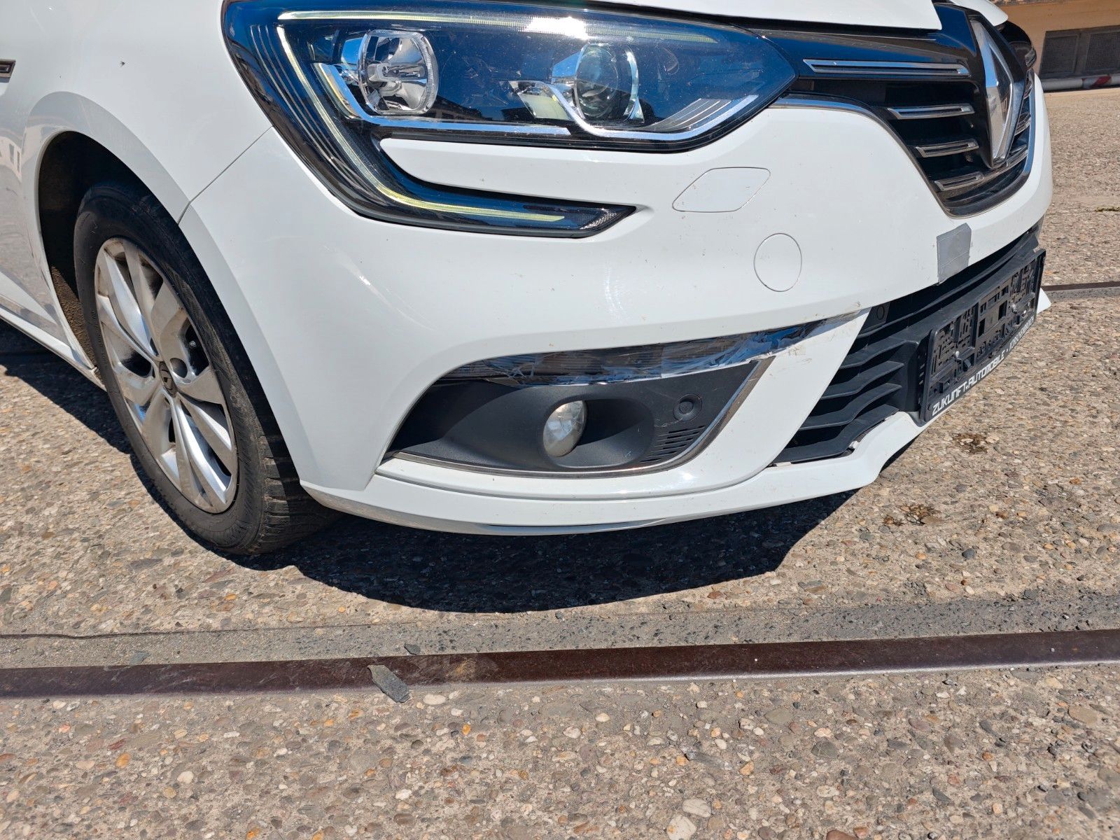 Fahrzeugabbildung Renault Megane IV Grandtour Limited
