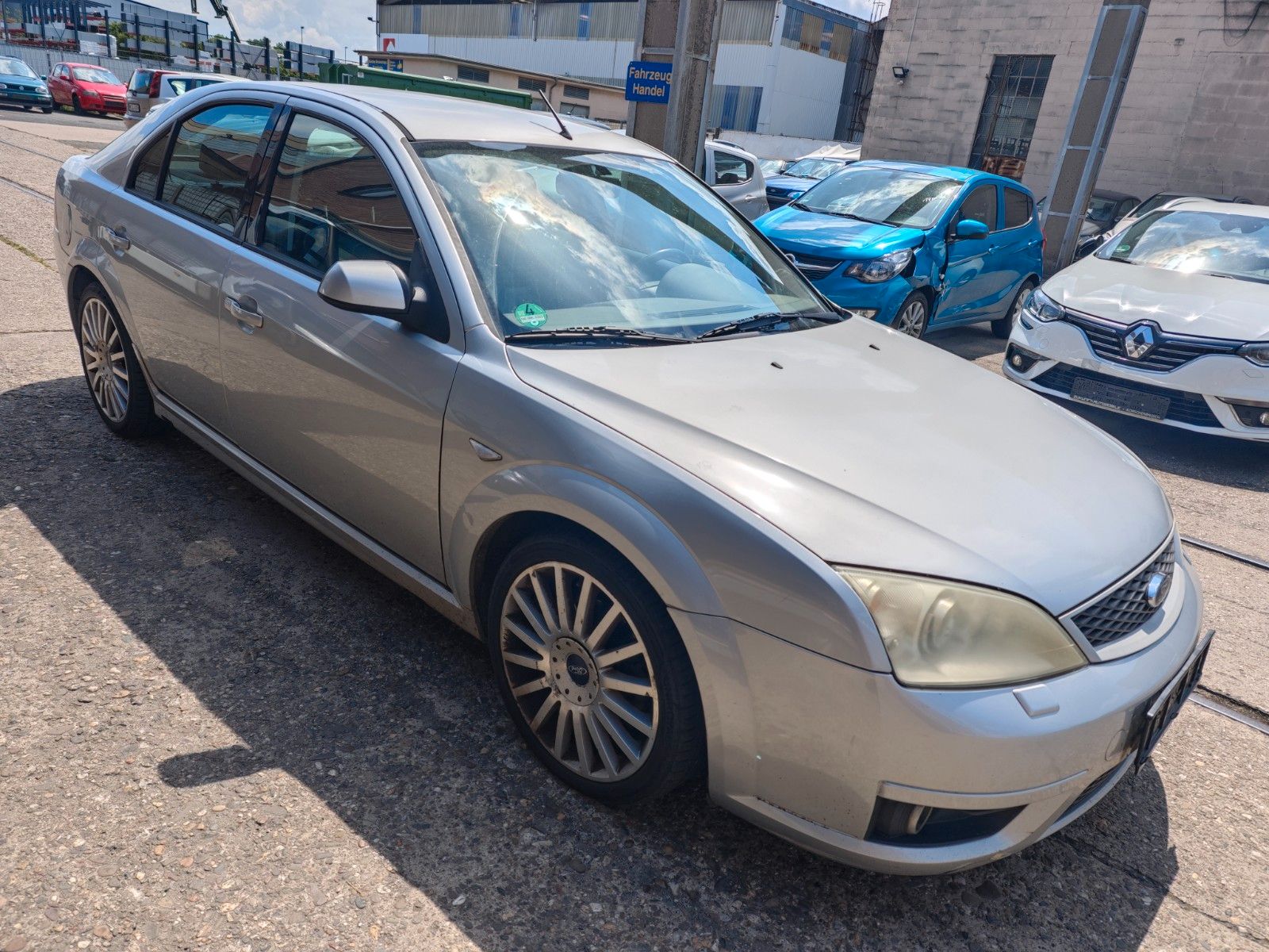 Fahrzeugabbildung Ford Mondeo ST220