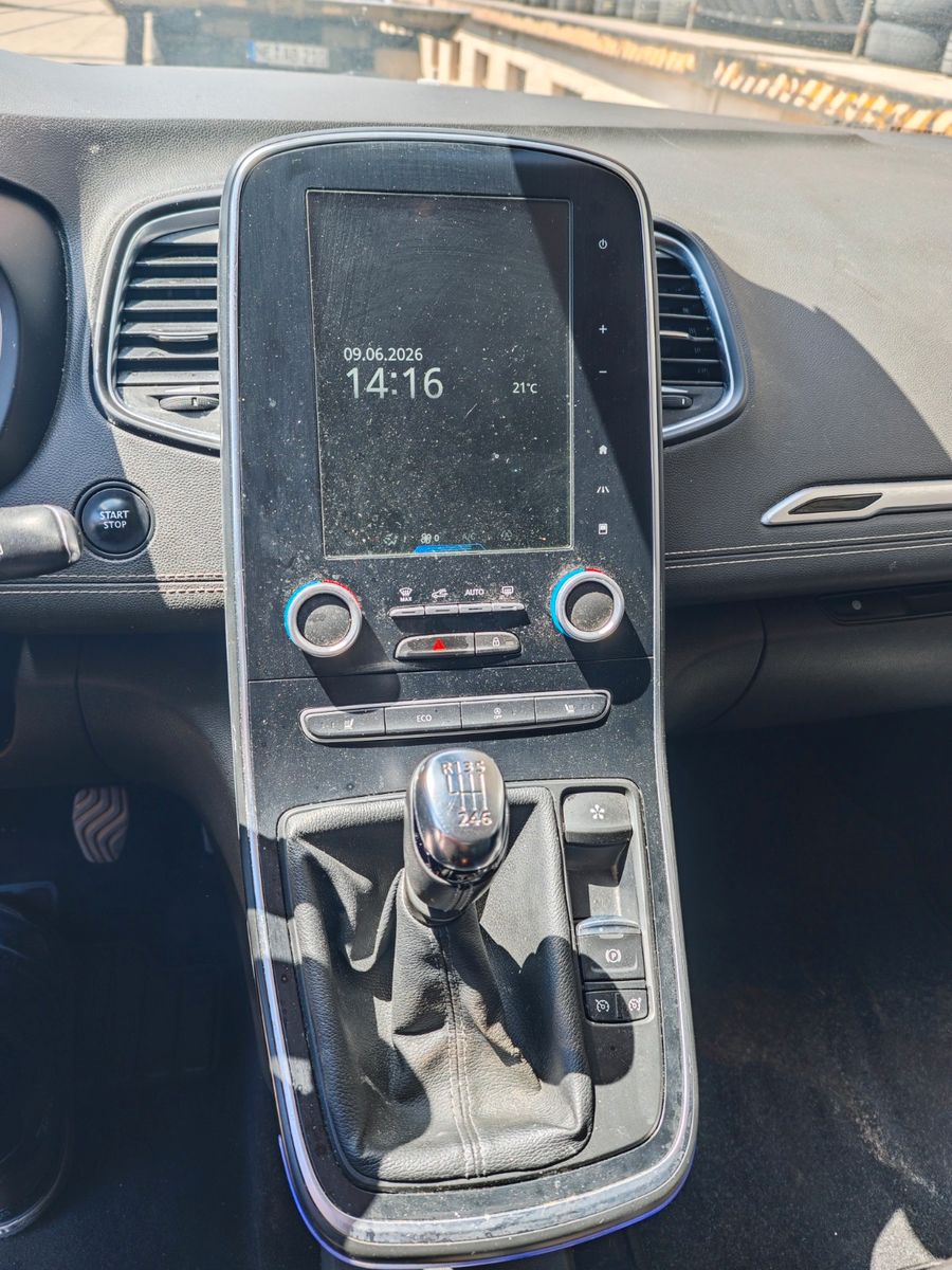 Fahrzeugabbildung Renault Scenic IV Intens