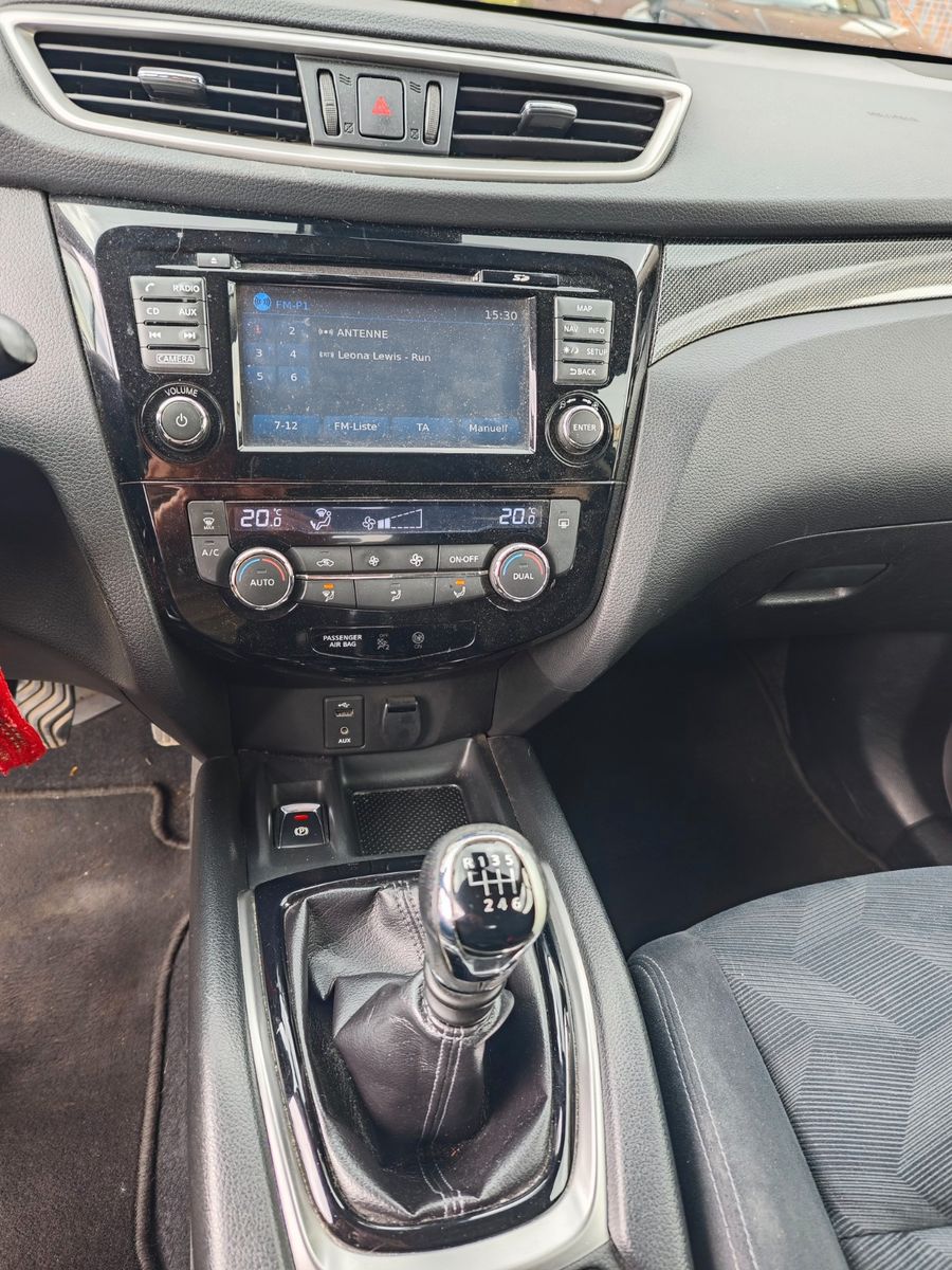 Fahrzeugabbildung Nissan X-Trail Acenta