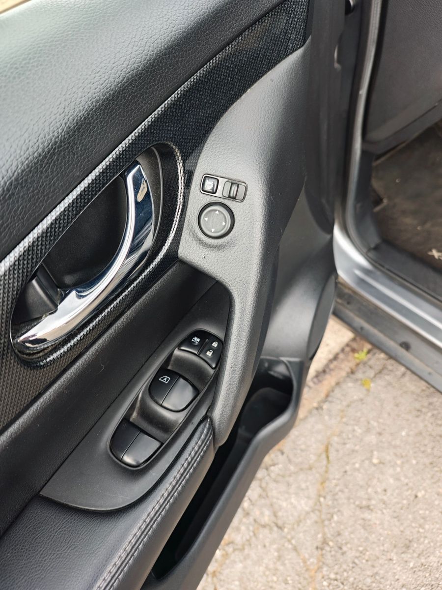 Fahrzeugabbildung Nissan X-Trail Acenta