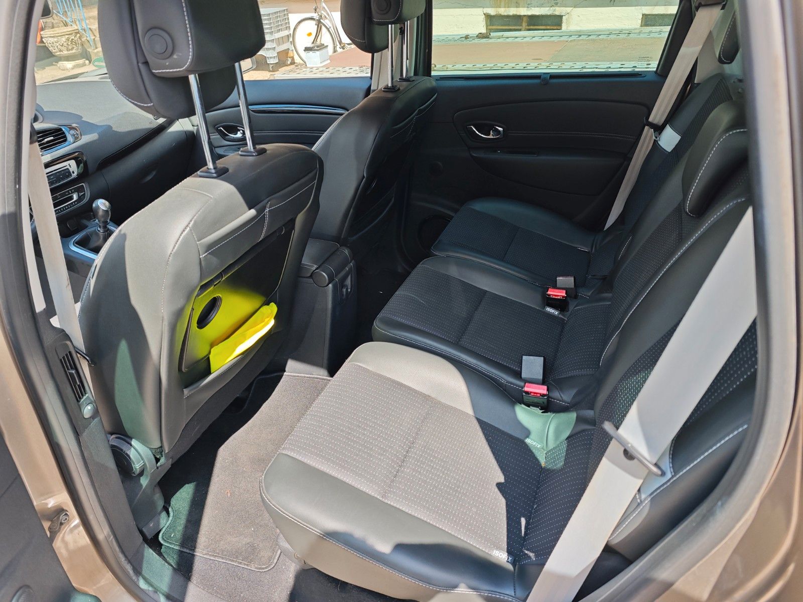 Fahrzeugabbildung Renault Scenic III Grand BOSE Edition