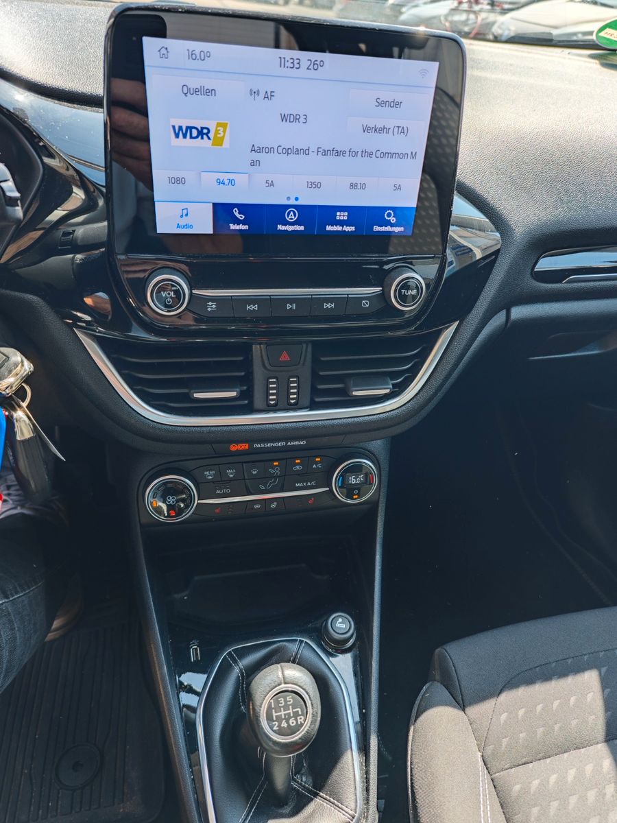 Fahrzeugabbildung Ford Fiesta Titanium