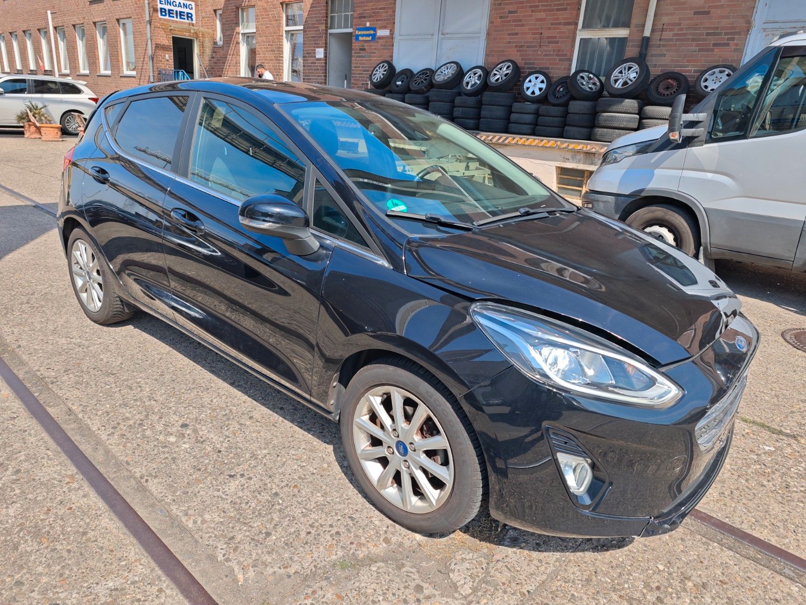Fahrzeugabbildung Ford Fiesta Titanium