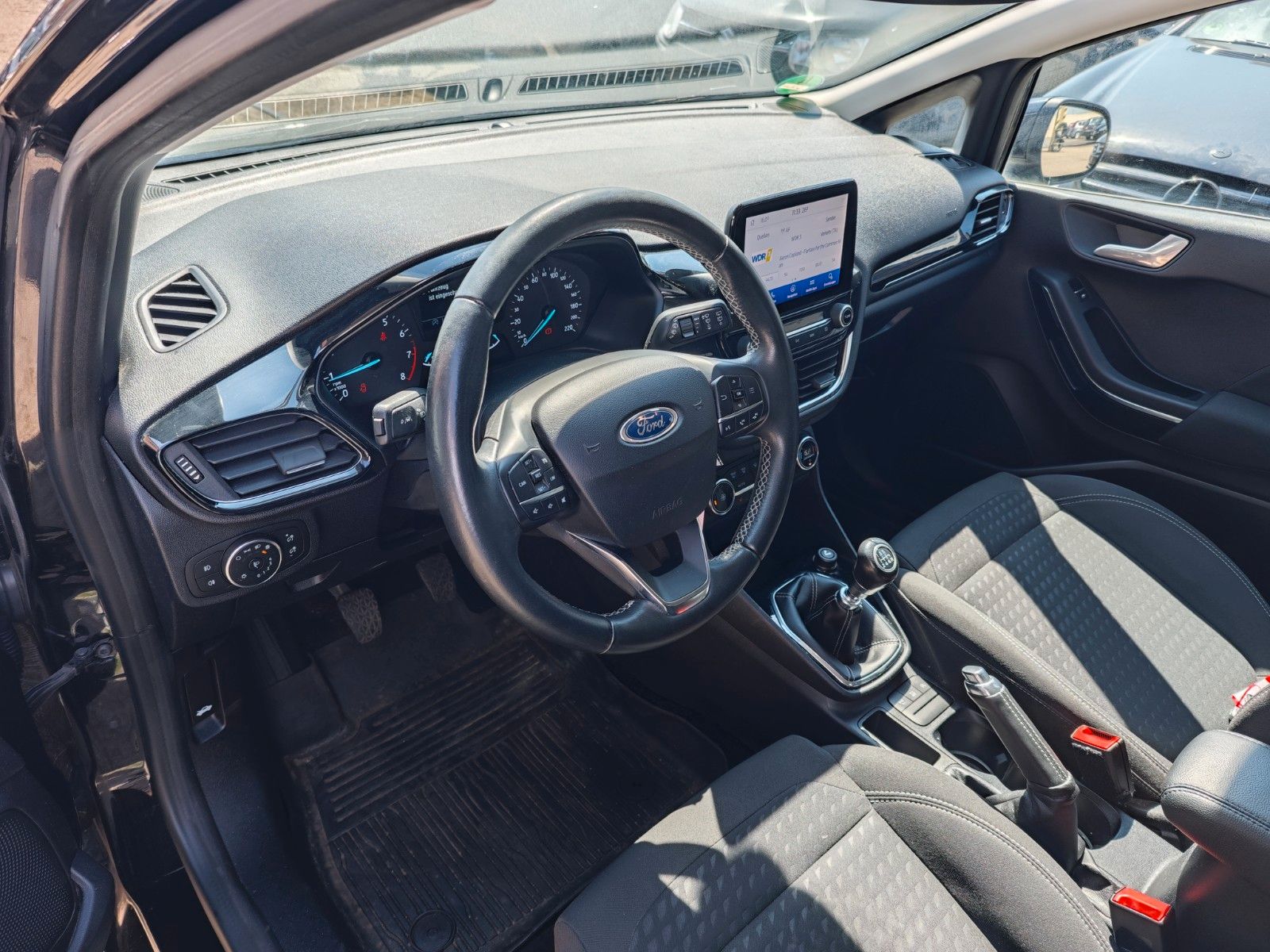 Fahrzeugabbildung Ford Fiesta Titanium