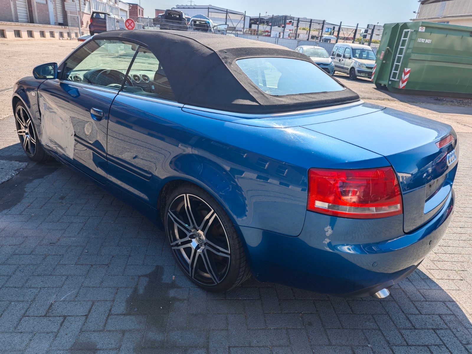 Fahrzeugabbildung Audi A4 Cabriolet 2.7 TDI