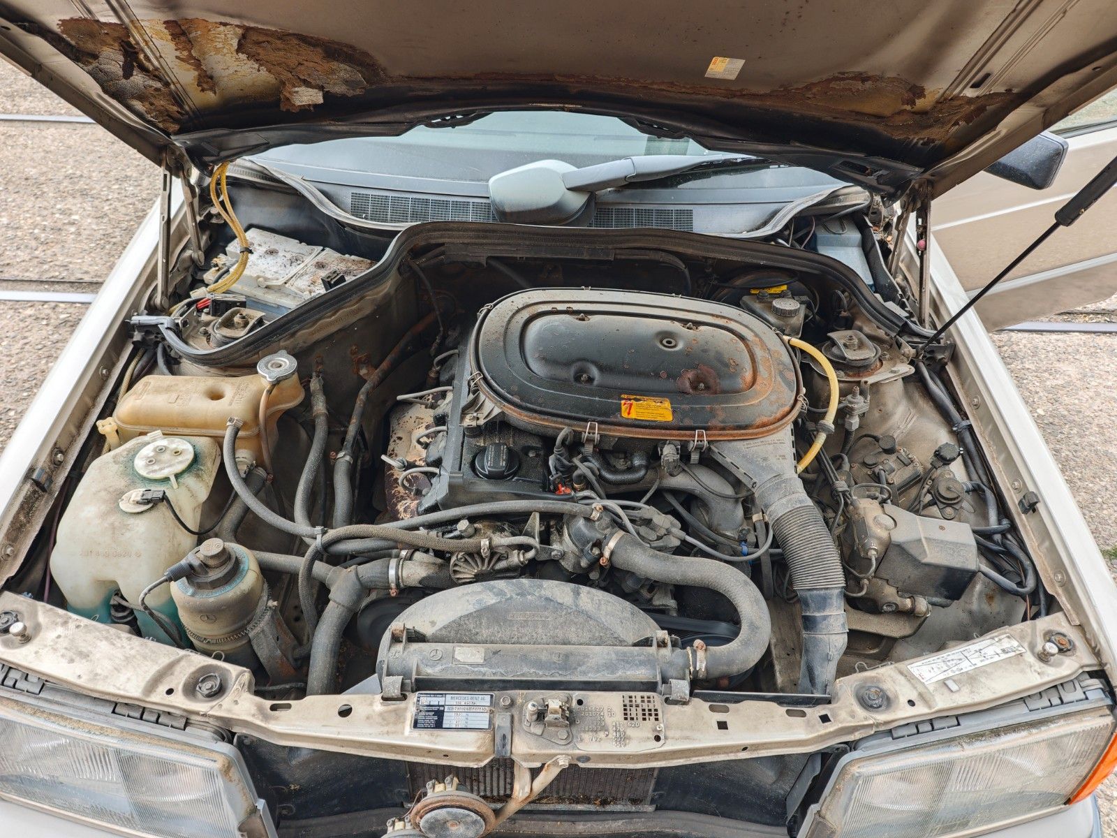 Fahrzeugabbildung Mercedes-Benz 190 E