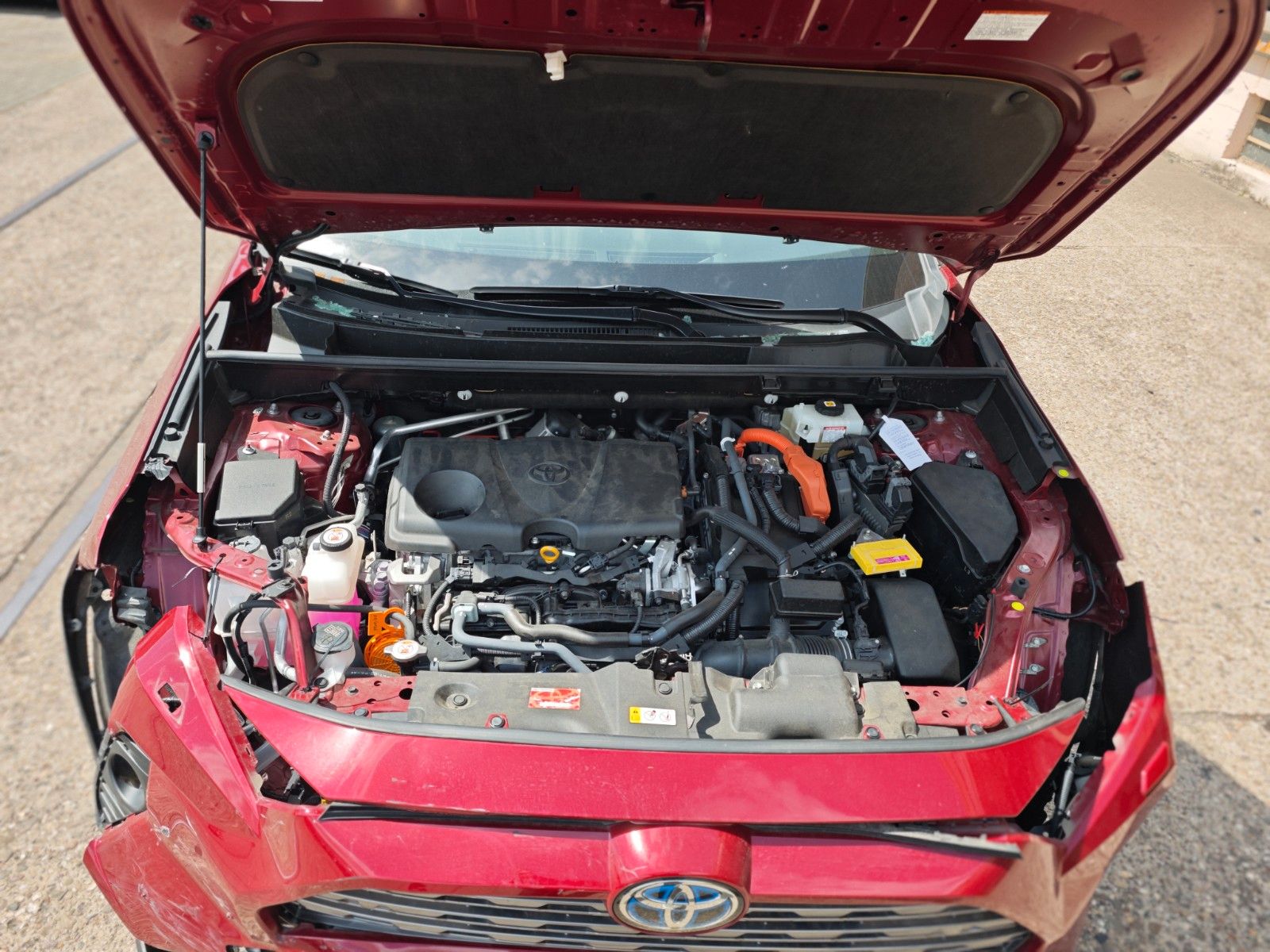 Fahrzeugabbildung Toyota RAV 4 RAV4 Hybrid 4x4 Lounge