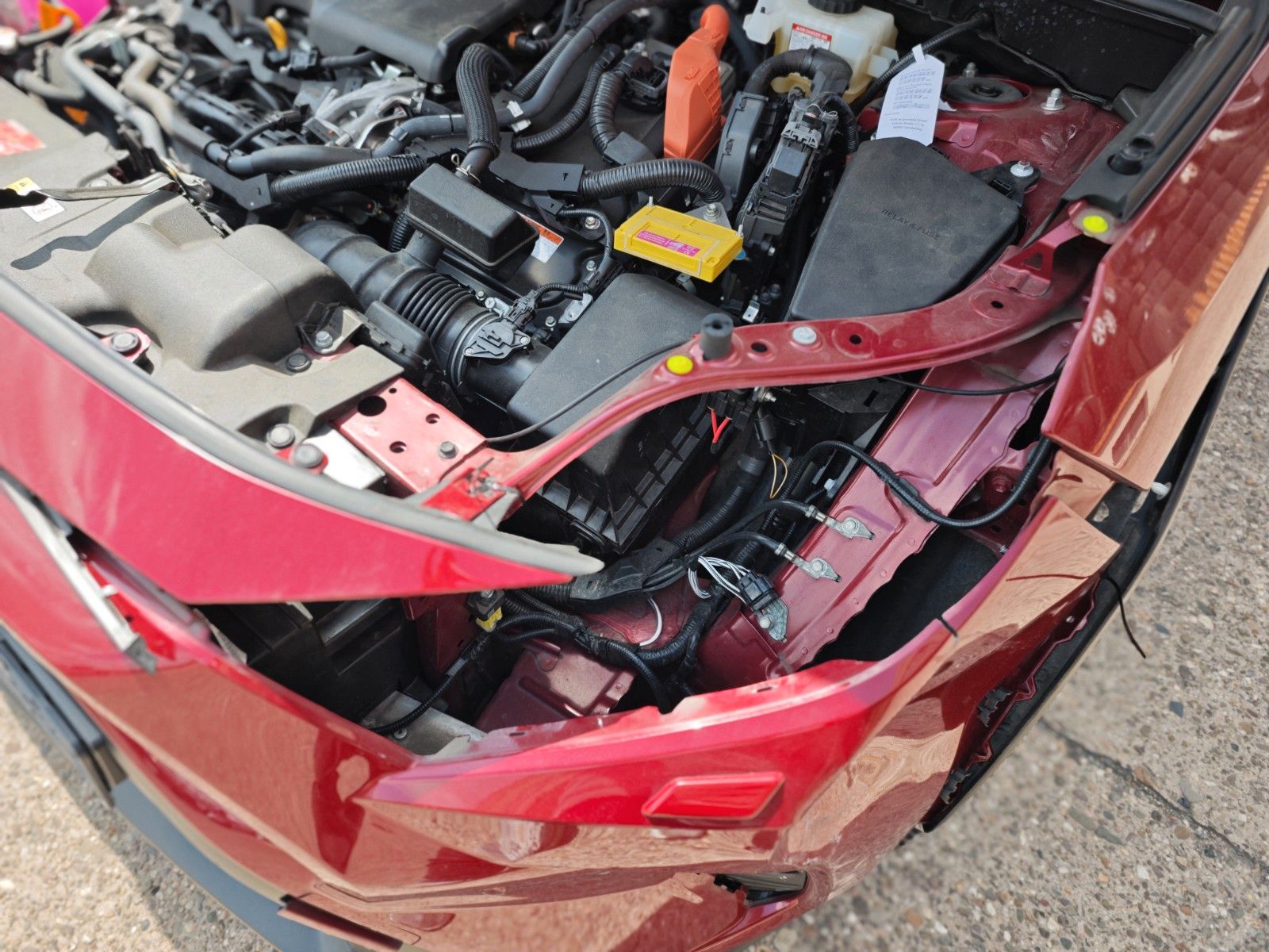 Fahrzeugabbildung Toyota RAV 4 RAV4 Hybrid 4x4 Lounge