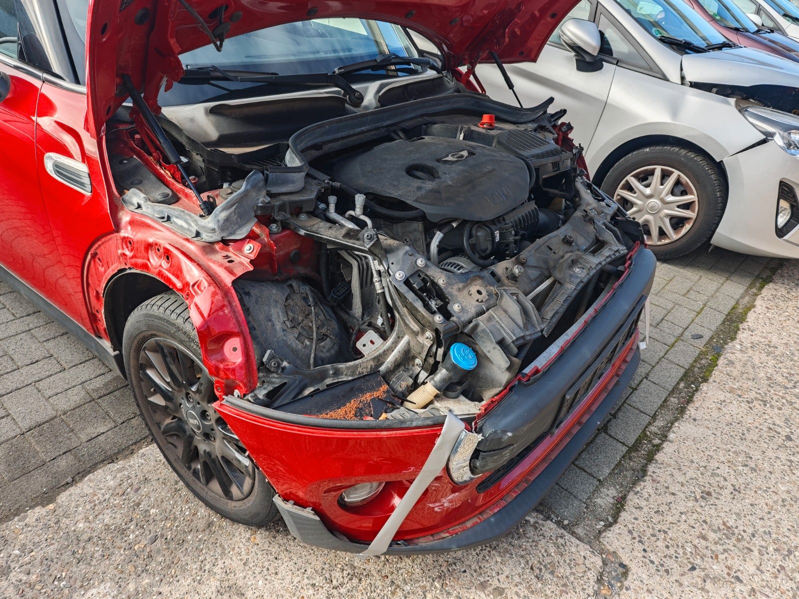 Fahrzeugabbildung MINI ONE Mini 3-trg. One